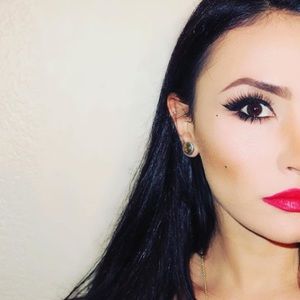 Meet your Posher, Ani